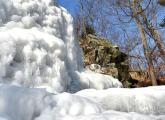 Frozen falls in Melrose